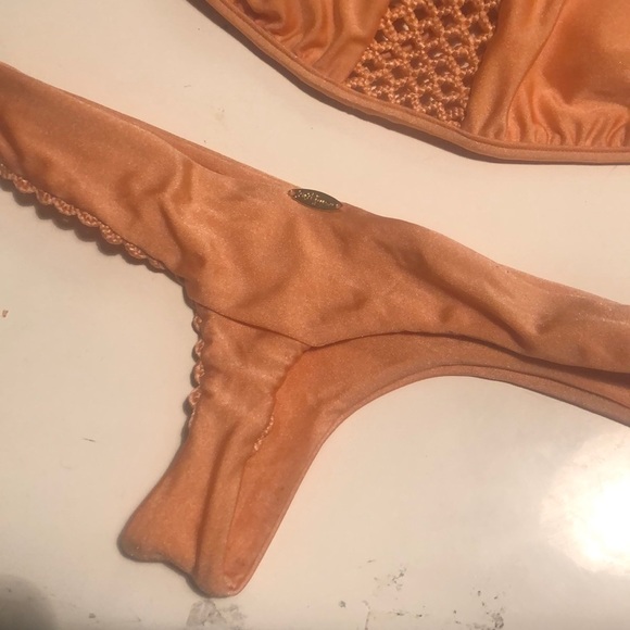 Luli Fama Bikini - Picture 4 of 6